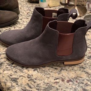 Toms Suede Ella Booties 8.5